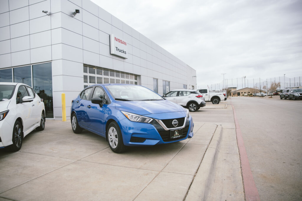An Electric Blue Metallic Nissan Sentra at the McGavock Nissan in Amarillo.