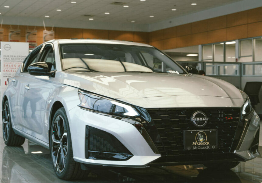 Grey 2023 Nissan Altima SR Front Passenger inside McGavock Nissan